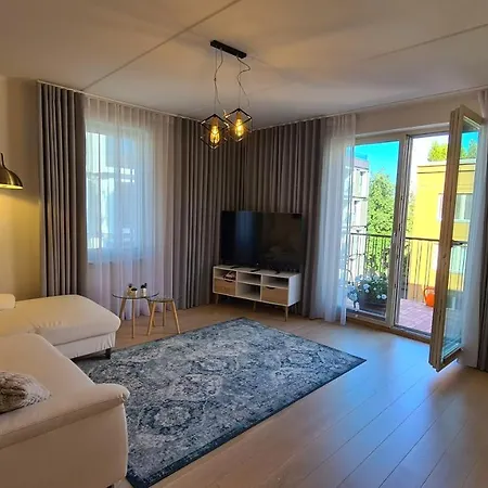 Apartament Jakobsoni 7 *